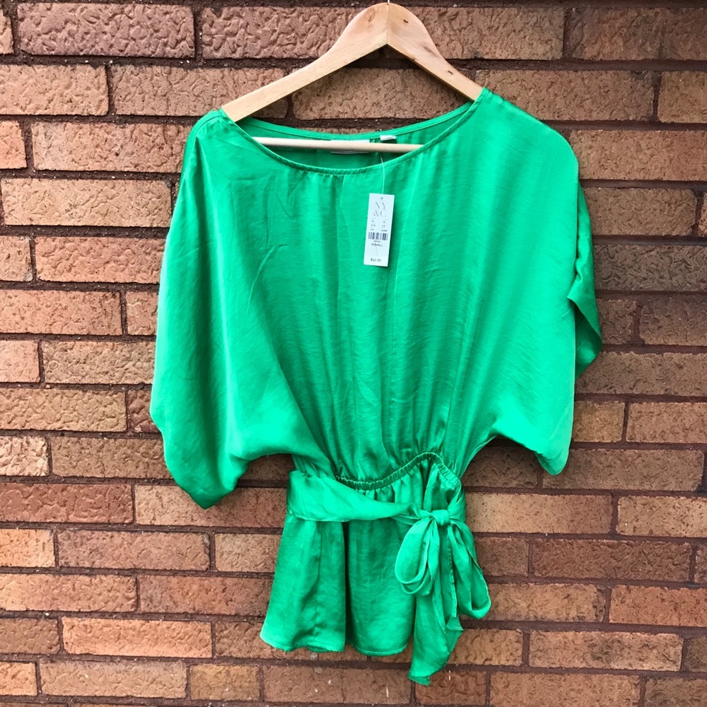 New York & Co • Silky Green Shirt with Tie